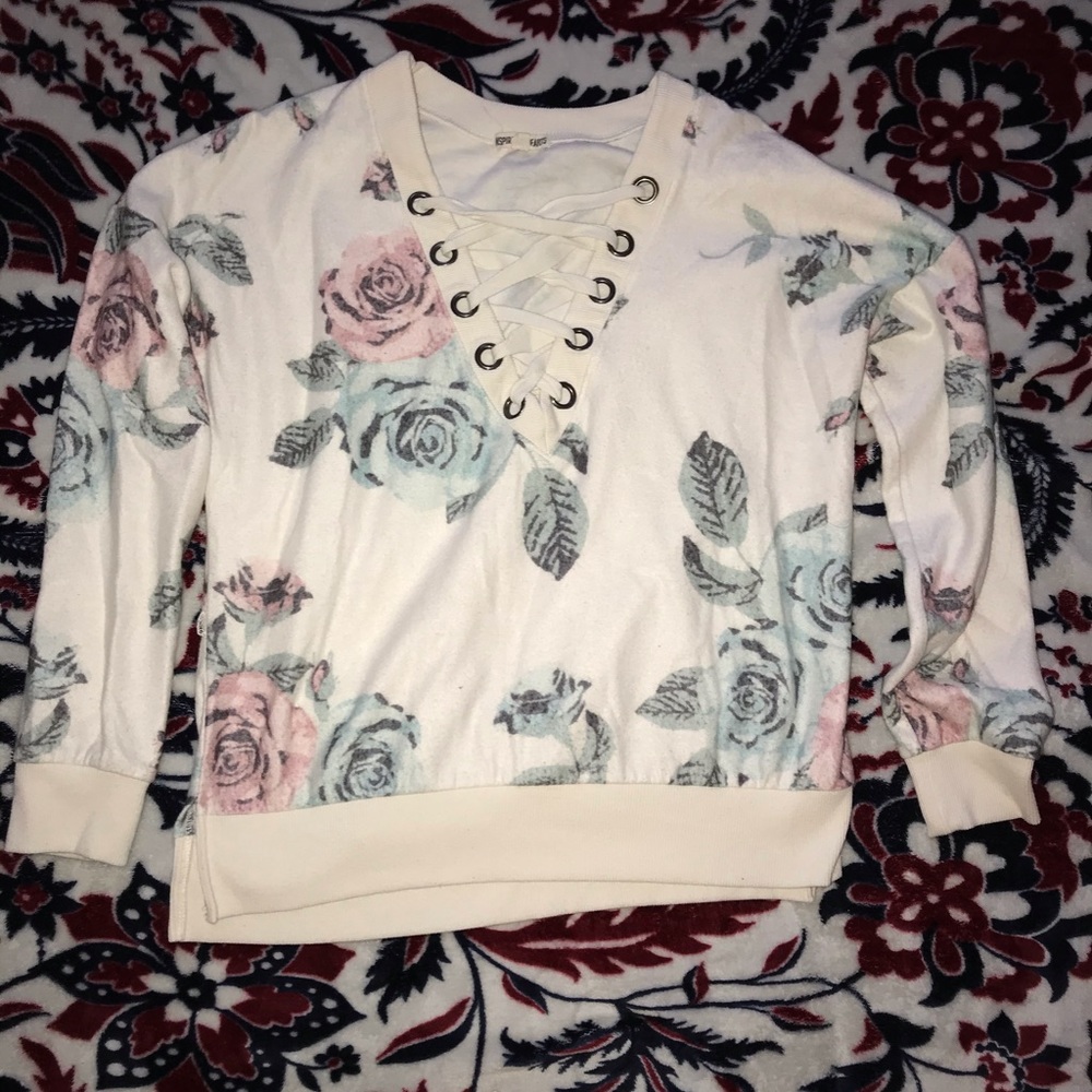 White crop top